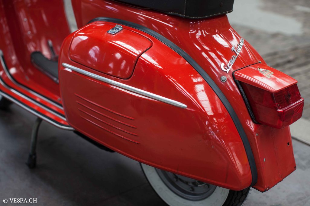 Vespa GTR (Gran Turismo) 125, Rosso Corallo, Jg. 1972, im O-Lack, original Zustand - VE8PA.CH-37