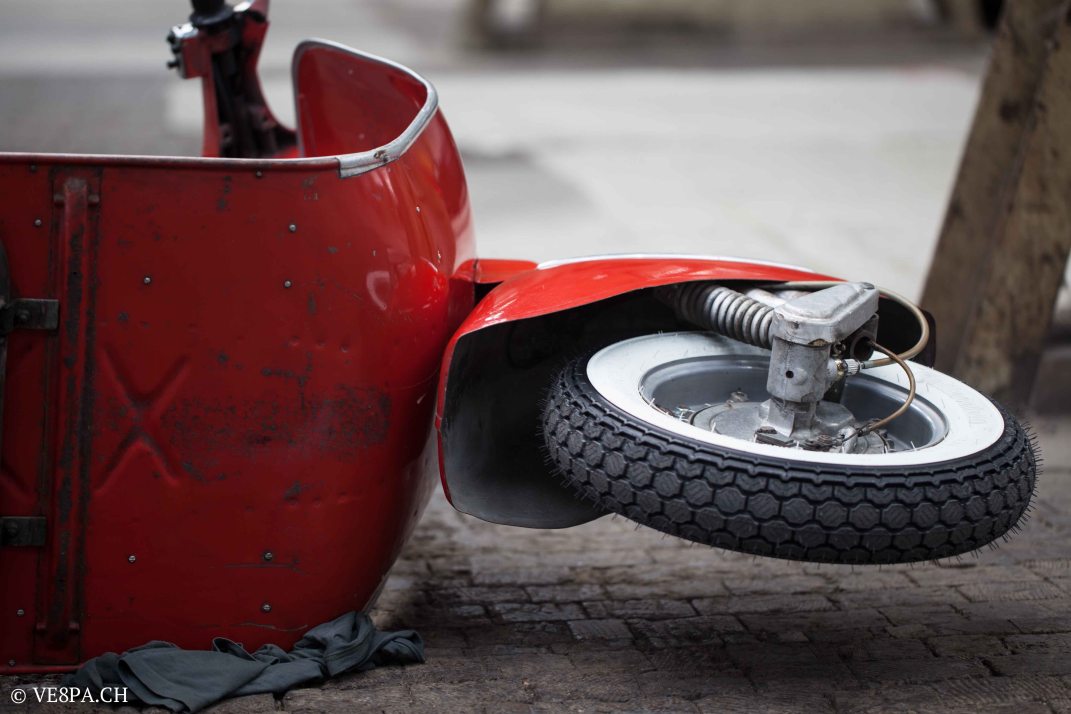 Vespa GTR (Gran Turismo) 125, Rosso Corallo, Jg. 1972, im O-Lack, original Zustand - VE8PA.CH-82